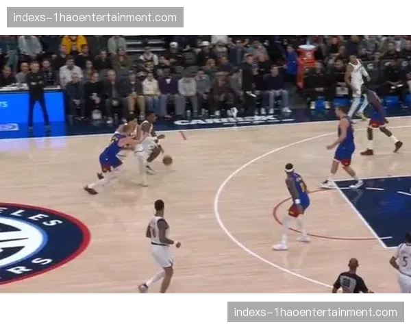 掘金外线投射形成牵制 挡拆处避免简单节奏被牵制